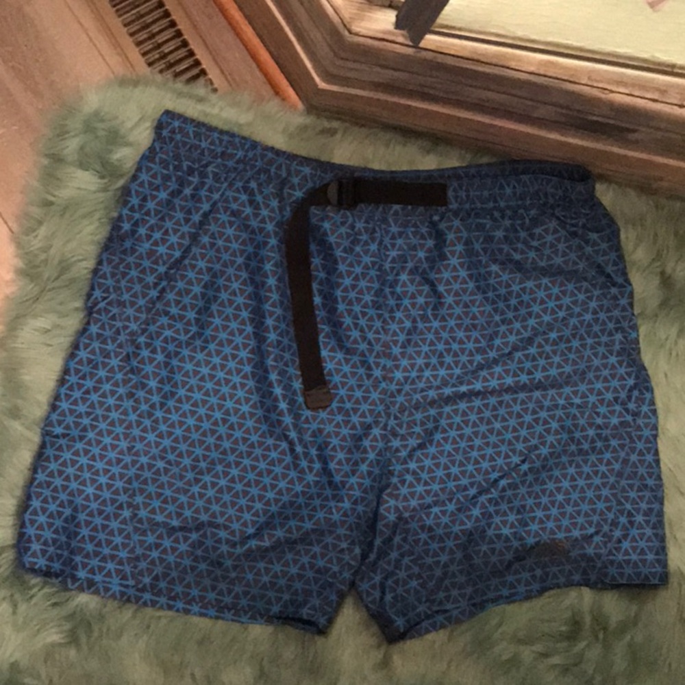 Men’s NorthFace Belted Swim Shorts